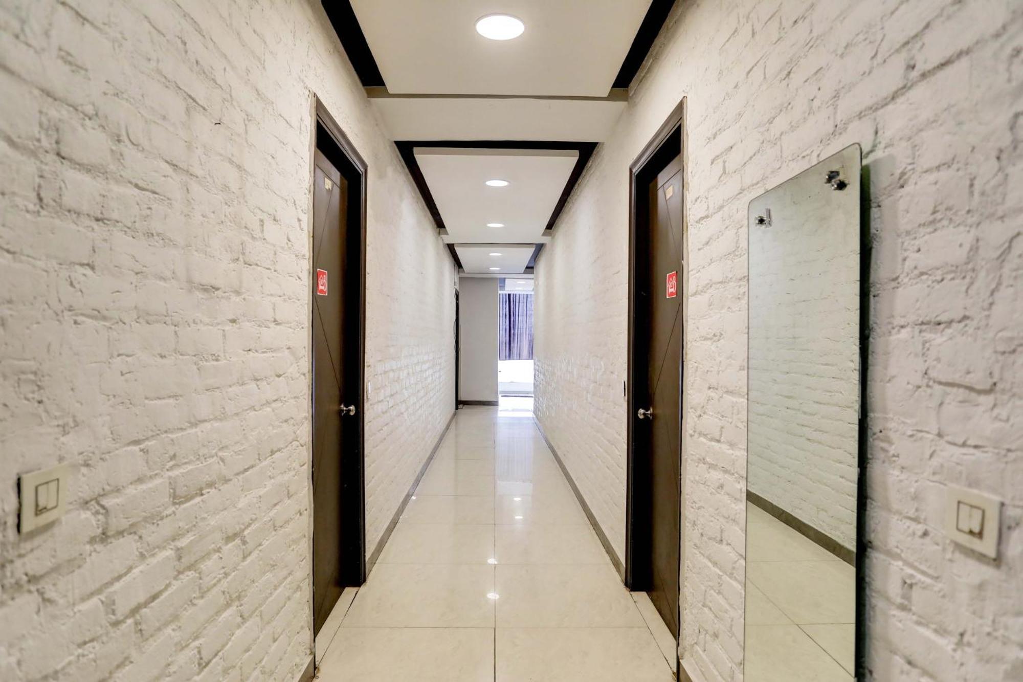 Aashiyana Homes New Delhi Eksteriør bilde